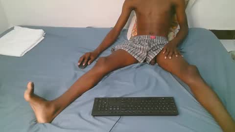 hot_guys88 online show from April 28, 2026, 7:08 pm