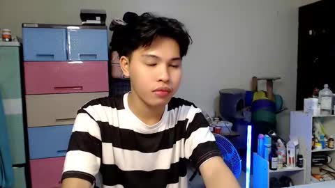 Snapshot of hot_kisser19 chatting on March 6, 2026, 2:41 am mark online show from March 6, 2026, 2:41 am