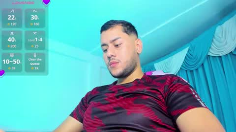 Snapshot of hot_latino_boy_ chatting on December 23, 2025, 9:18 am Alejandro online show from December 23, 2025, 9:18 am