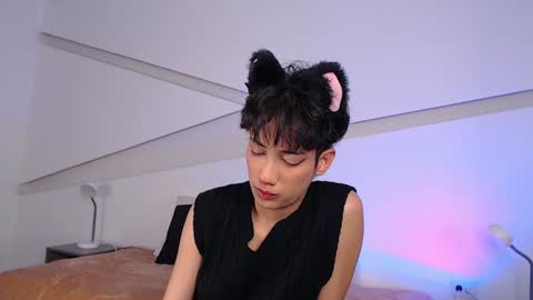 Snapshot of hot_little_bunny chatting on February 8, 2025, 8:42 pm Alana online show from February 8, 2025, 8:42 pm