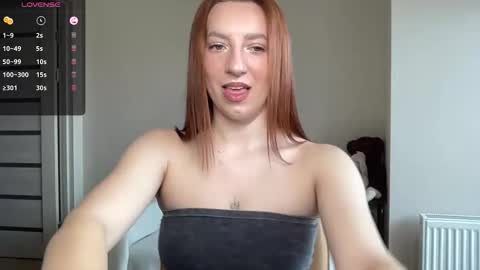 Lina online show from November 1, 2025, 7:43 am