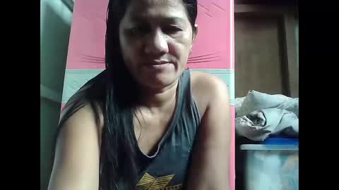 hotmama online show from November 2, 2025, 7:44 am