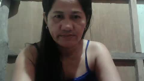hotmama online show from December 21, 2025, 7:32 pm