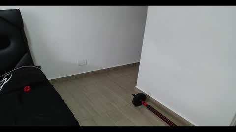 Mia online show from February 25, 2025, 5:04 pm