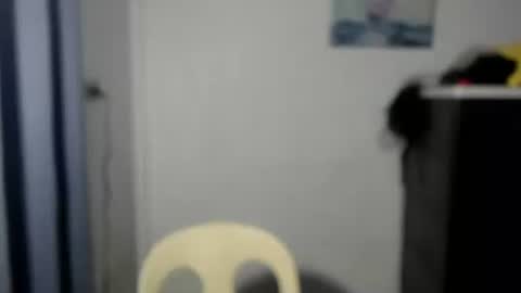 Nikki  online show from December 17, 2025, 11:00 pm