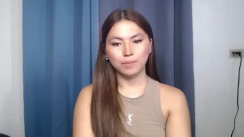 Snapshot of hot_precious_nikki chatting on January 7, 2026, 2:58 am Nikki online show from January 7, 2026, 2:58 am