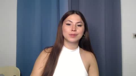 Snapshot of hot_precious_nikki chatting on February 8, 2026, 2:20 pm Nikki online show from February 8, 2026, 2:20 pm