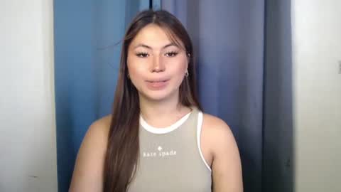 Snapshot of hot_precious_nikki chatting on March 2, 2026, 2:25 am Nikki online show from March 2, 2026, 2:25 am