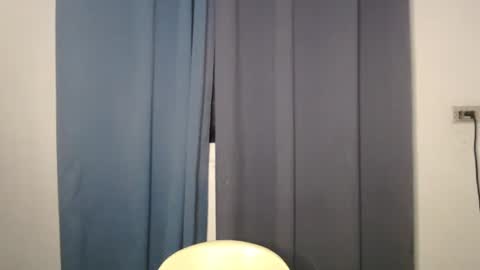 Snapshot of hot_precious_nikki chatting on March 26, 2026, 12:11 pm Nikki online show from March 26, 2026, 12:11 pm