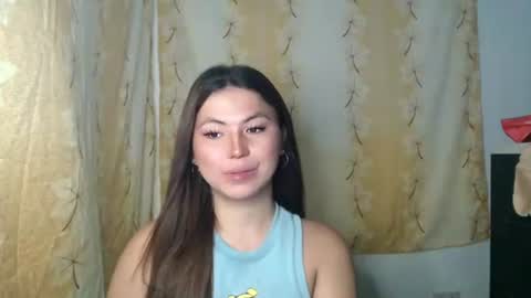 Snapshot of hot_precious_nikki chatting on April 2, 2026, 8:28 pm Nikki online show from April 2, 2026, 8:28 pm