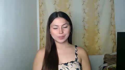 Snapshot of hot_precious_nikki chatting on April 4, 2026, 2:36 pm Nikki online show from April 4, 2026, 2:36 pm
