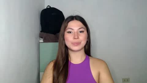 Snapshot of hot_precious_nikki chatting on April 15, 2026, 3:52 pm Nikki online show from April 15, 2026, 3:52 pm