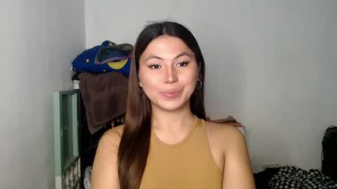 Snapshot of hot_precious_nikki chatting on April 27, 2026, 6:39 pm Nikki online show from April 27, 2026, 6:39 pm