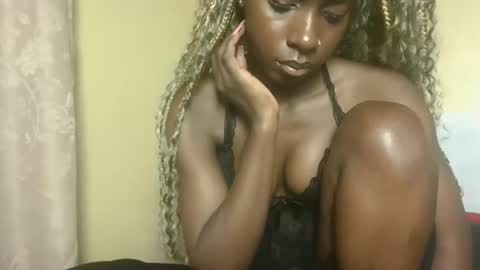 Snapshot of hot_pussy_ebony chatting on November 1, 2025, 7:05 pm hot_pussy_ebony online show from November 1, 2025, 7:05 pm