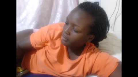 RAYLAH online show from February 25, 2026, 10:52 pm