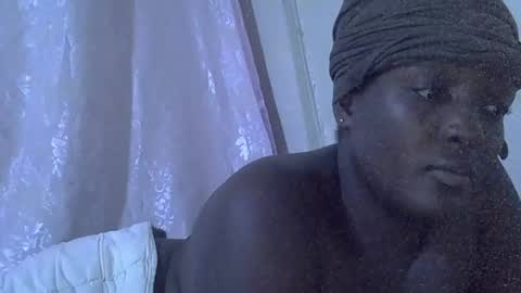 RAYLAH online show from April 14, 2026, 5:52 pm