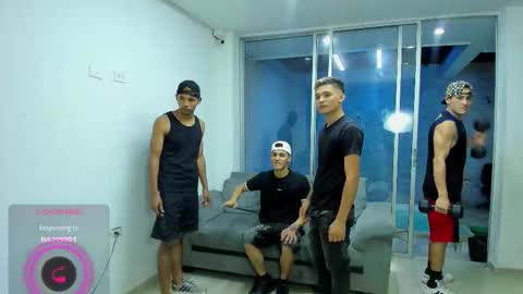 Vanesa Oliver and Andrew online show from November 20, 2025, 3:28 am