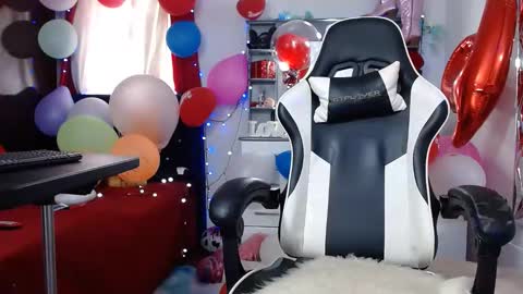 Snapshot of hot_sexy_bunny chatting on February 24, 2025, 3:53 pm hot sexy bunny online show from February 24, 2025, 3:53 pm