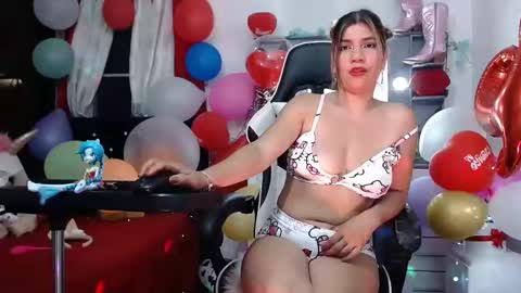 Snapshot of hot_sexy_bunny chatting on February 25, 2025, 10:15 am hot sexy bunny online show from February 25, 2025, 10:15 am