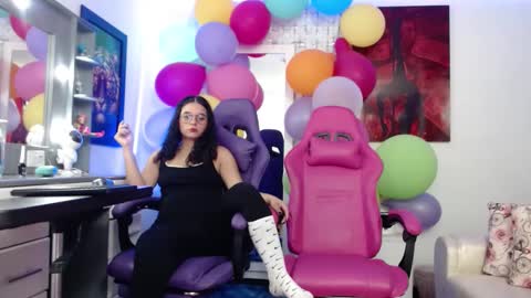 Snapshot of hot_sexy_bunny chatting on September 29, 2025, 8:46 pm hot sexy bunny online show from September 29, 2025, 8:46 pm