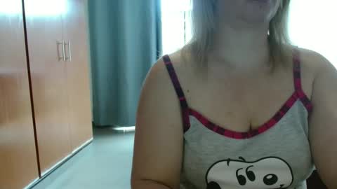 couple without tabus online show from December 14, 2025, 10:42 am