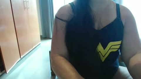 Snapshot of hot_wiffe chatting on January 16, 2026, 9:57 am couple without tabus online show from January 16, 2026, 9:57 am