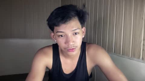 hotasian_jerome online show from May 5, 2026, 10:56 am
