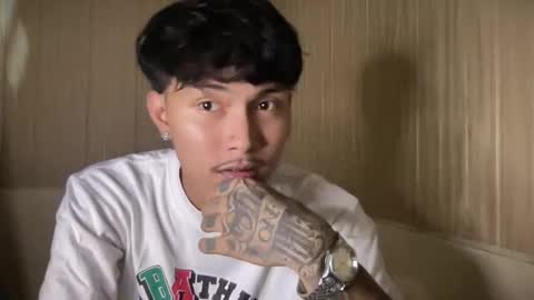 hotasian_jerome online show from May 9, 2026, 11:59 am