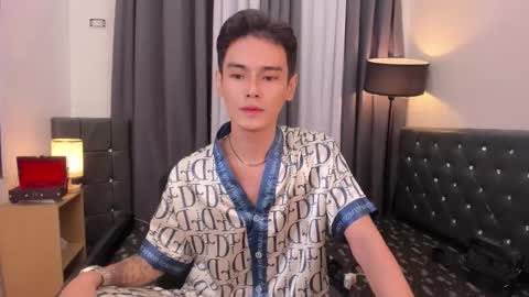 Kenny online show from December 22, 2025, 12:24 pm