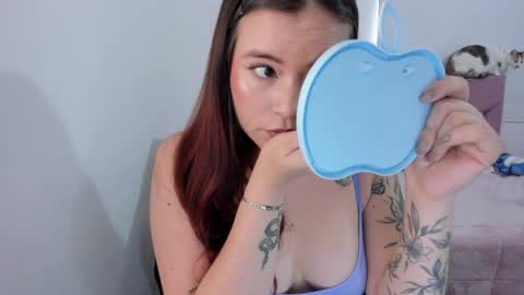 Snapshot of hotbbcwife chatting on May 29, 2026, 8:29 pm lesly and ander online show from May 29, 2026, 8:29 pm