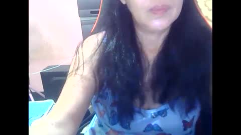 Snapshot of hotbetty_45 chatting on February 11, 2025, 12:27 pm hotbetty_45 online show from February 11, 2025, 12:27 pm