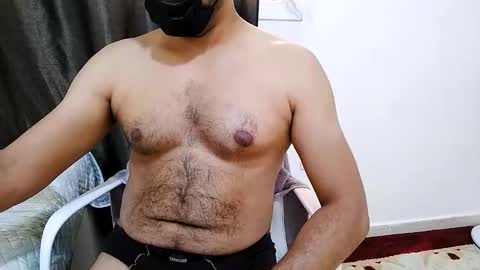 Hotboy8677 online show from May 19, 2026, 11:27 am
