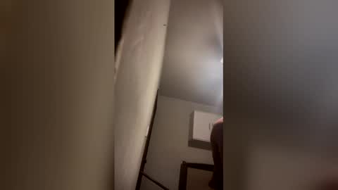 Snapshot of hotboybr011 chatting on March 9, 2026, 2:26 am hotboybr011 online show from March 9, 2026, 2:26 am