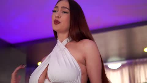 Snapshot of hotbustybabex chatting on October 9, 2025, 9:18 am Anais online show from October 9, 2025, 9:18 am