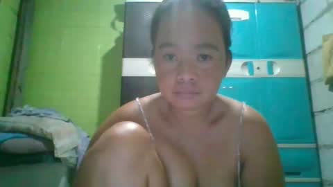 Snapshot of hotchicks4uxx chatting on January 6, 2025, 10:15 pm hotchicks4uxx online show from January 6, 2025, 10:15 pm