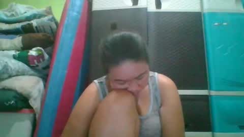 Snapshot of hotchicks4uxx chatting on February 10, 2025, 12:30 am hotchicks4uxx online show from February 10, 2025, 12:30 am