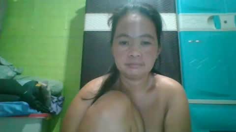 Snapshot of hotchicks4uxx chatting on March 12, 2025, 10:50 pm hotchicks4uxx online show from March 12, 2025, 10:50 pm