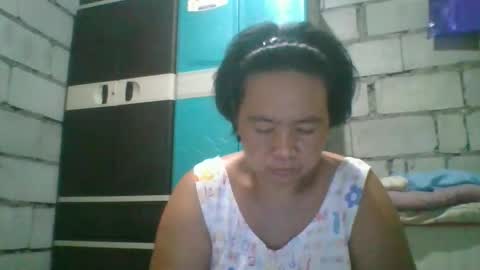 hotchicks4uxx online show from December 21, 2025, 1:29 pm