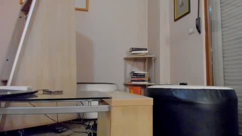 Snapshot of hotel77777 chatting on February 7, 2026, 6:44 pm Erika online show from February 7, 2026, 6:44 pm