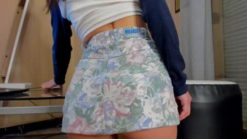 Snapshot of hotel77777 chatting on February 27, 2026, 8:42 pm Erika online show from February 27, 2026, 8:42 pm