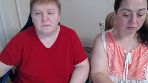 Snapshot of hotfiremommy chatting on December 22, 2025, 9:01 pm LimonkaFire online show from December 22, 2025, 9:01 pm