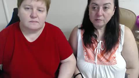 Snapshot of hotfiremommy chatting on January 12, 2026, 8:25 pm LimonkaFire online show from January 12, 2026, 8:25 pm