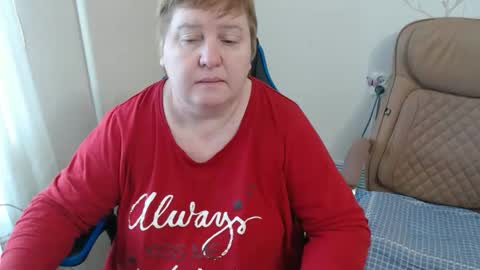 Snapshot of hotfiremommy chatting on February 4, 2026, 9:26 am LimonkaFire online show from February 4, 2026, 9:26 am