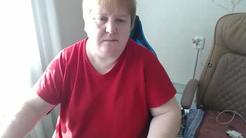 Snapshot of hotfiremommy chatting on February 9, 2026, 11:03 am LimonkaFire online show from February 9, 2026, 11:03 am