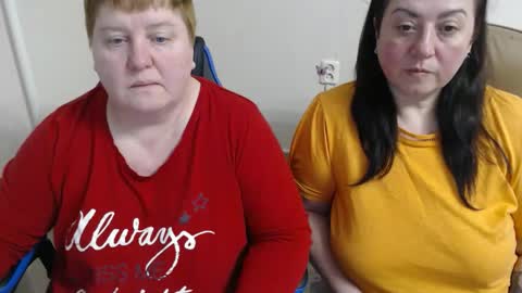 Snapshot of hotfiremommy chatting on February 22, 2026, 6:06 pm LimonkaFire online show from February 22, 2026, 6:06 pm