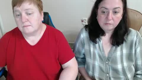 Snapshot of hotfiremommy chatting on March 6, 2026, 4:58 pm LimonkaFire online show from March 6, 2026, 4:58 pm