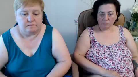 Snapshot of hotfiremommy chatting on July 13, 2026, 4:54 pm LimonkaFire online show from July 13, 2026, 4:54 pm