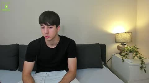 Snapshot of hotflirtyfella chatting on November 2, 2025, 6:27 am QUENTIN online show from November 2, 2025, 6:27 am