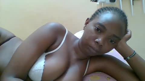 Queen online show from December 2, 2025, 6:58 pm