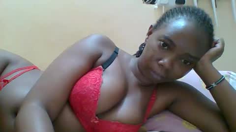 Queen online show from December 4, 2025, 8:50 pm